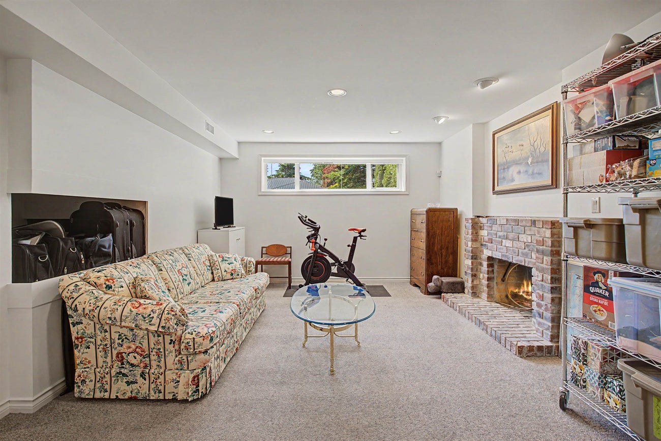 6541 Grant Street - Sperling-Duthie Single Family Residence for Sale, 4 Bedrooms (R3130040)# - 19 6541 Grant Street - Sperling-Duthie Single Family Residence for Sale, 4 Bedrooms (R3130040)# - 19