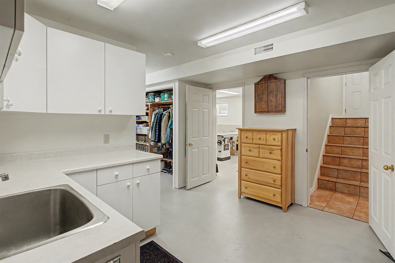 6541 Grant Street - Sperling-Duthie Single Family Residence for Sale, 4 Bedrooms (R3130040)# - 22 6541 Grant Street - Sperling-Duthie Single Family Residence for Sale, 4 Bedrooms (R3130040)# - 22