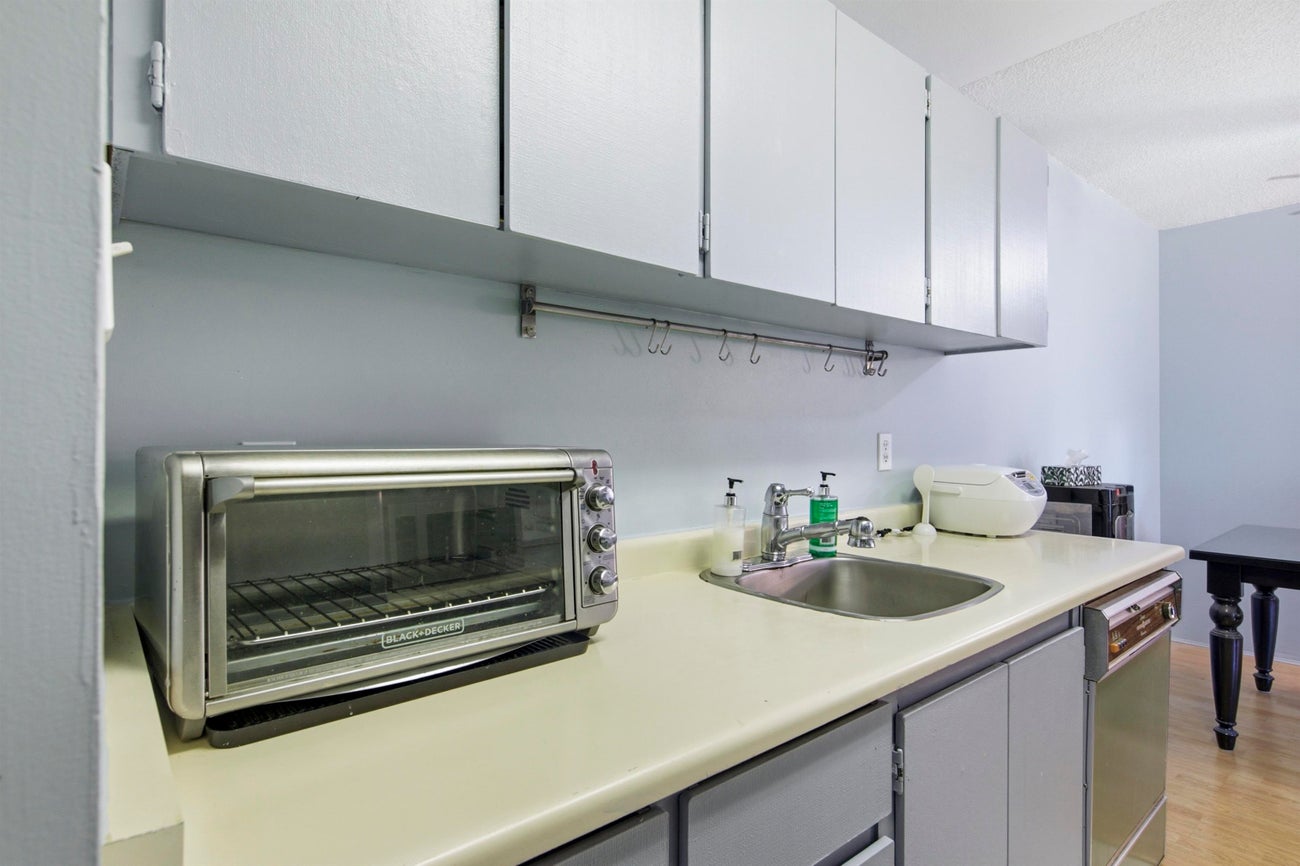 801 - 6689 Willingdon Avenue - Metrotown apartmentcondo for Sale, 2 Bedrooms (R3130552)# - 7