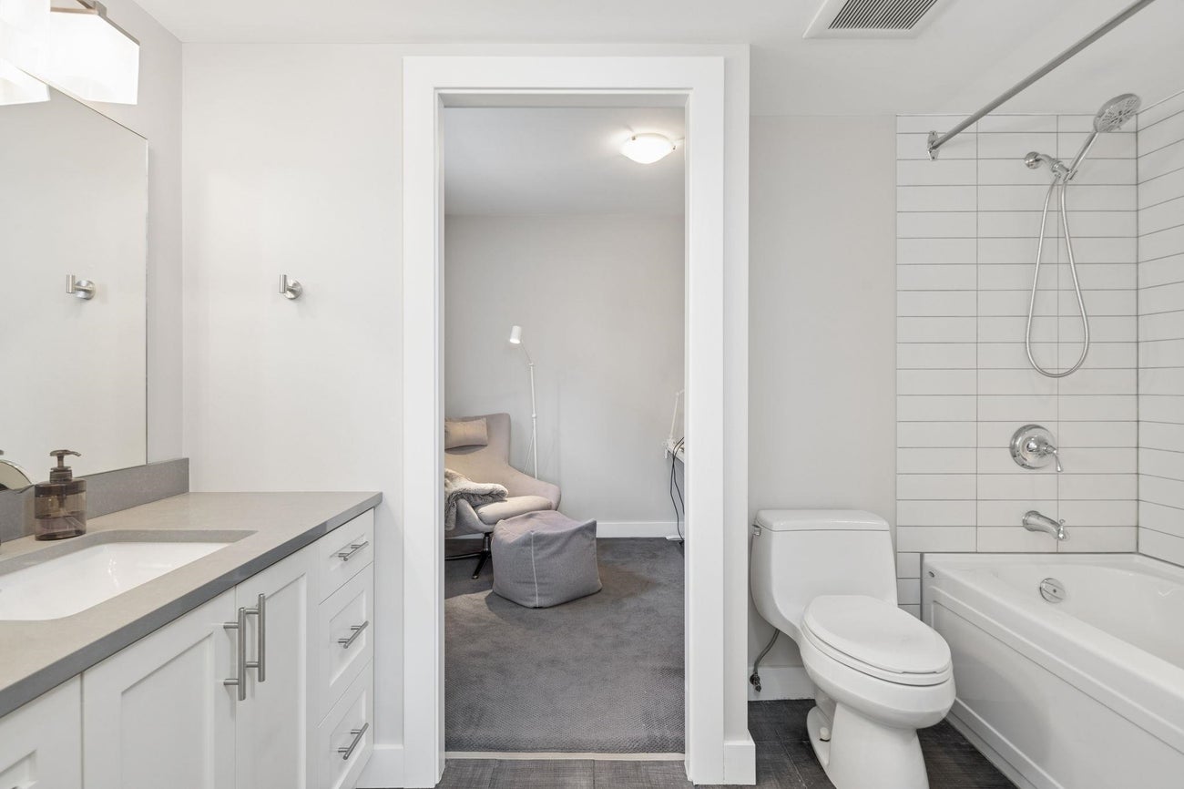 752 Shaw Avenue - Coquitlam West single-family-residence for Sale, 4 Bedrooms (R3130778)# - 24