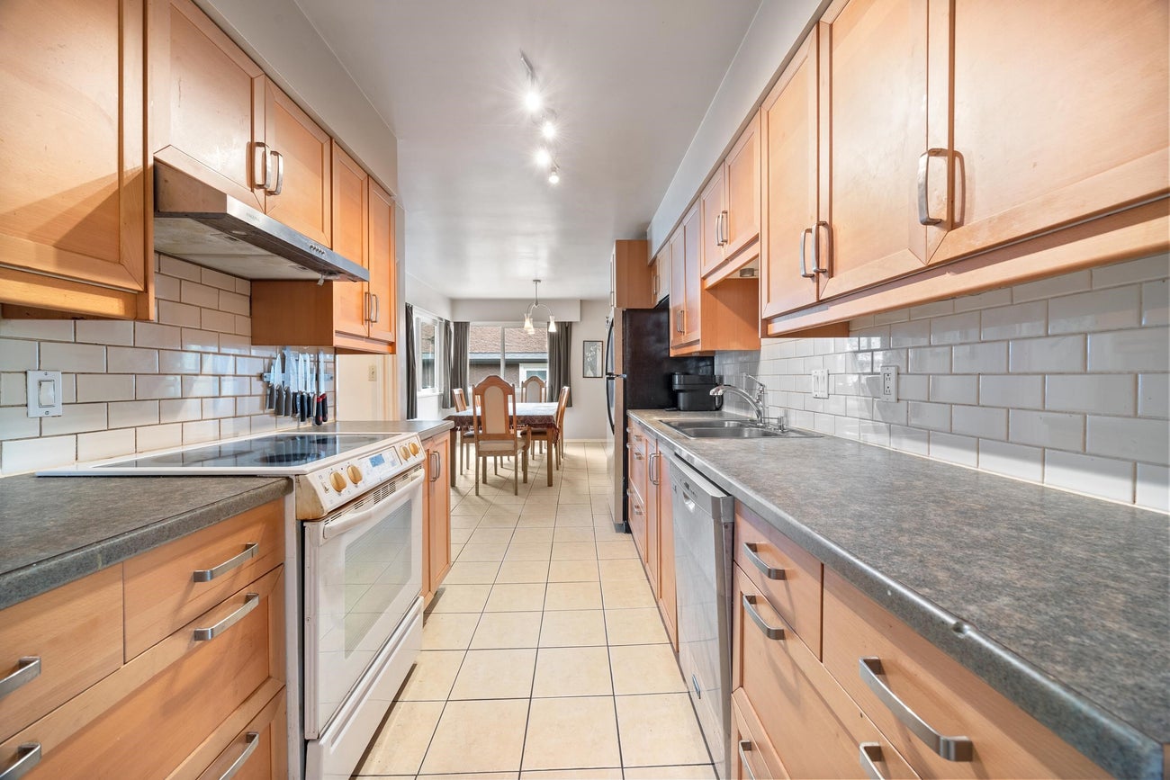 1530 Sherlock Avenue - Sperling-Duthie single-family-residence for Sale, 4 Bedrooms (R3130891)# - 15