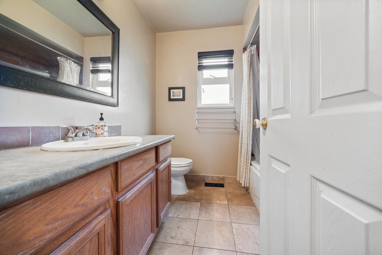 1530 Sherlock Avenue - Sperling-Duthie single-family-residence for Sale, 4 Bedrooms (R3130891)# - 25