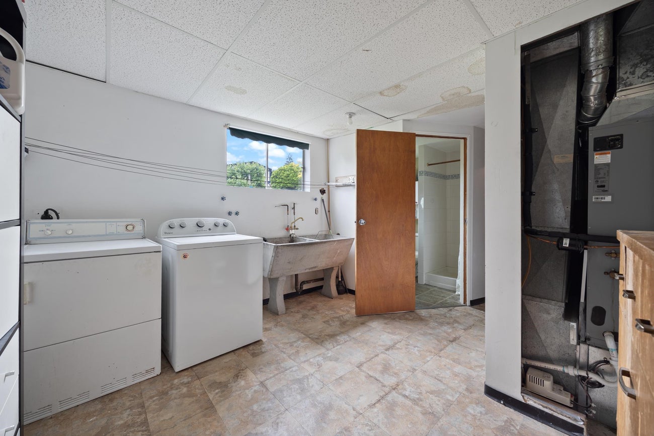 1530 Sherlock Avenue - Sperling-Duthie single-family-residence for Sale, 4 Bedrooms (R3130891)# - 35