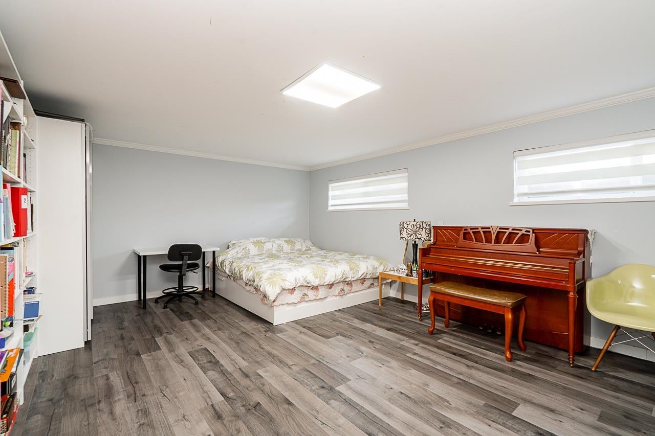 428 Midvale Street - Central Coquitlam Single Family Residence for Sale, 4 Bedrooms (R3131074)# - 20