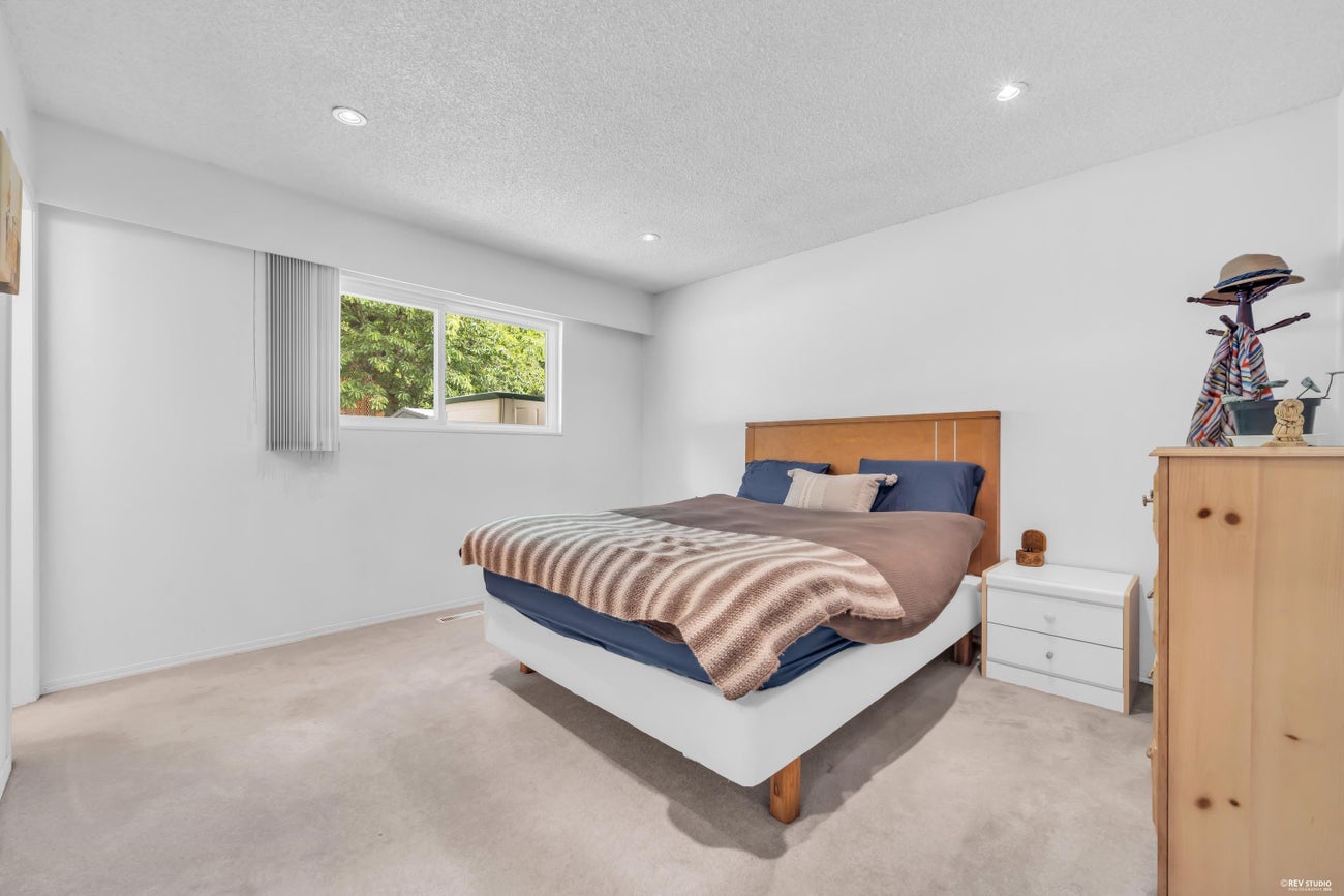 2519 Penshurst Court - Coquitlam East Single Family Residence for Sale, 4 Bedrooms (R3131739)# - 14