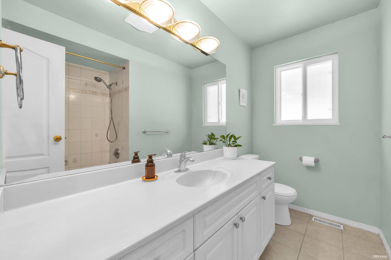 2519 Penshurst Court - Coquitlam East Single Family Residence for Sale, 4 Bedrooms (R3131739)# - 19