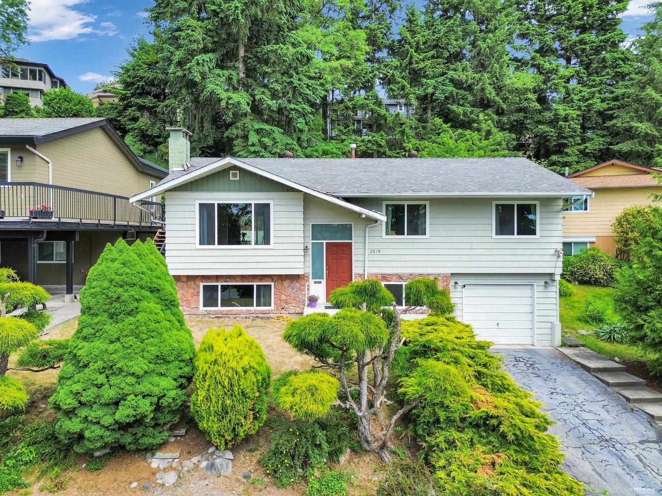 2519 Penshurst Court - Coquitlam East Single Family Residence for Sale, 4 Bedrooms (R3131739)# - 2