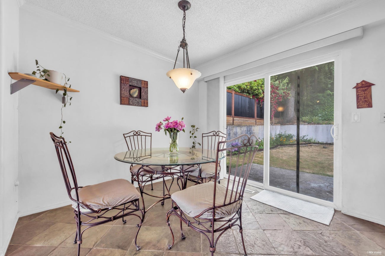 2519 Penshurst Court - Coquitlam East Single Family Residence for Sale, 4 Bedrooms (R3131739)# - 9