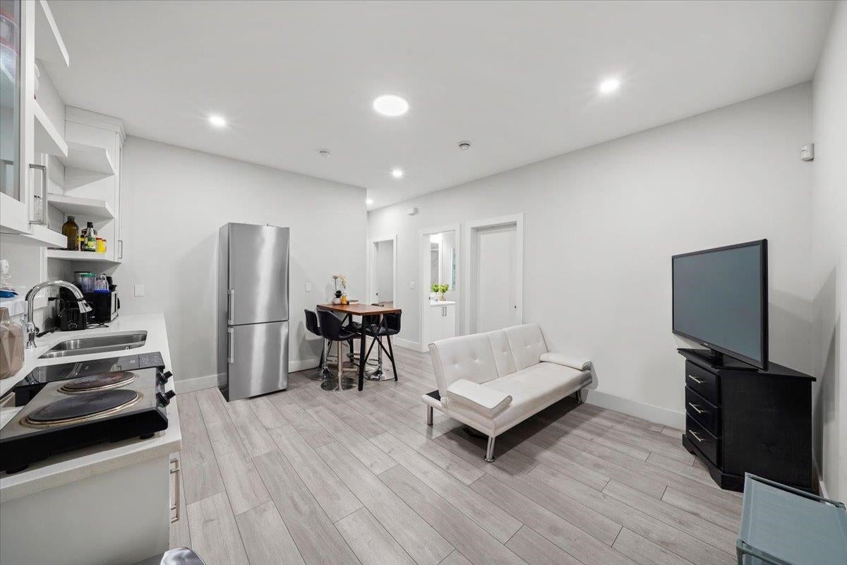 1041 Stewart Avenue - Maillardville Single Family Residence for Sale, 9 Bedrooms (R3131778)# - 32