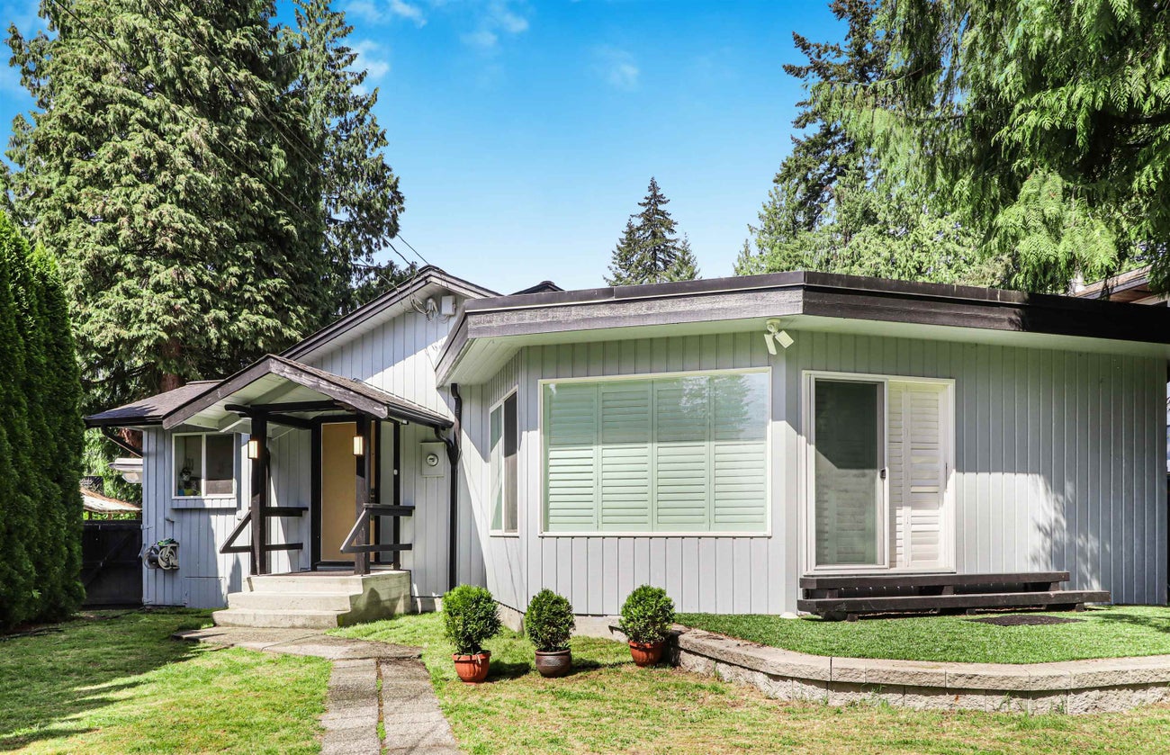 1225 Foster Avenue - Central Coquitlam Single Family Residence for Sale, 6 Bedrooms (R3132703)# - 2