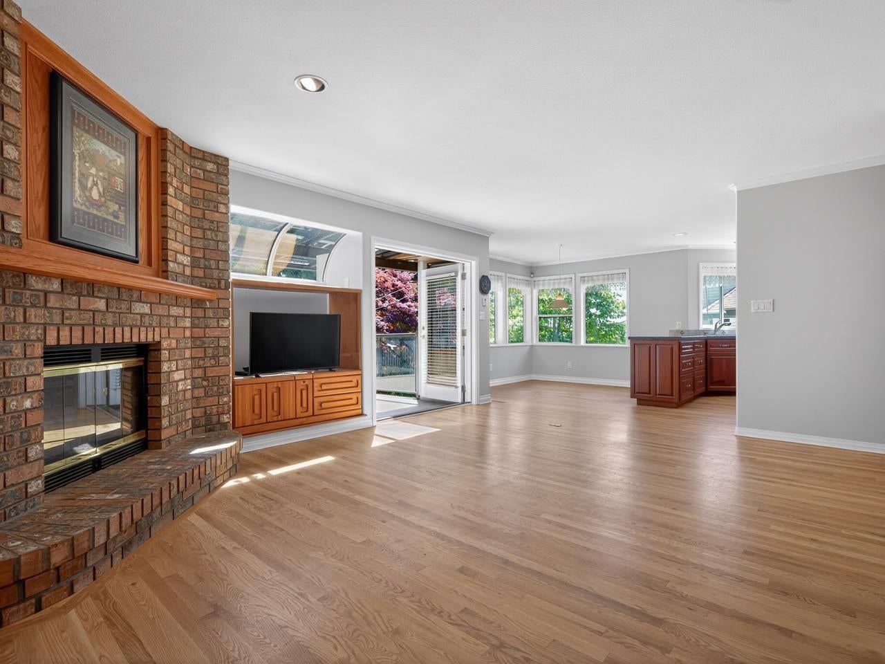 2304 Kugler Avenue - Central Coquitlam single-family-residence for Sale, 5 Bedrooms (R3132739)# - 10