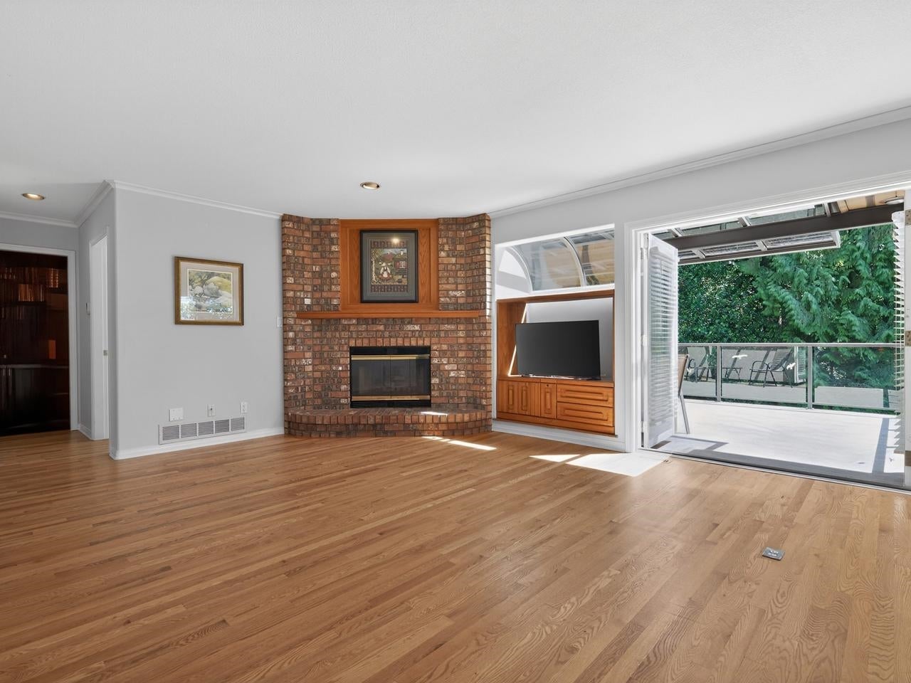 2304 Kugler Avenue - Central Coquitlam single-family-residence for Sale, 5 Bedrooms (R3132739)# - 11