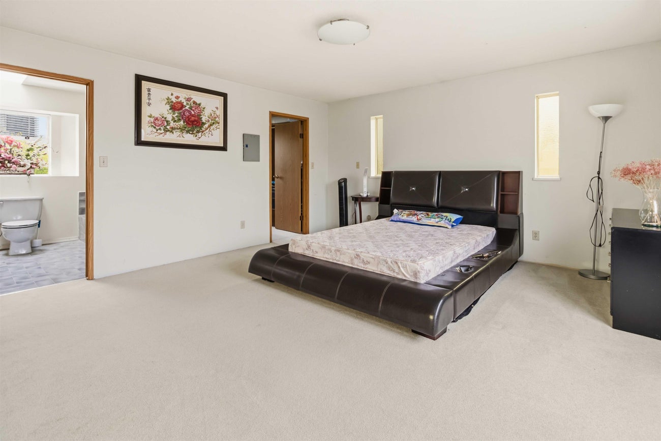 4890 Southlawn Drive - Brentwood Park Single Family Residence for Sale, 8 Bedrooms (R3132991)# - 20
