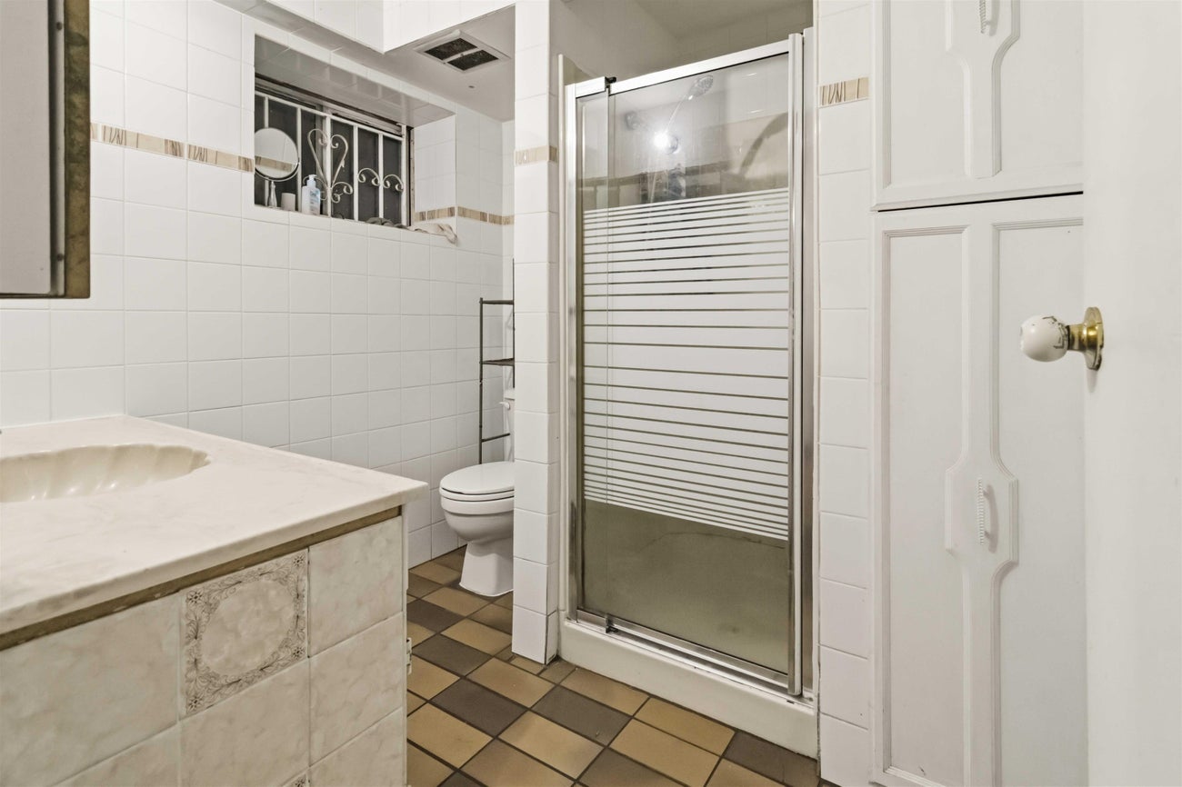 4890 Southlawn Drive - Brentwood Park Single Family Residence for Sale, 8 Bedrooms (R3132991)# - 28