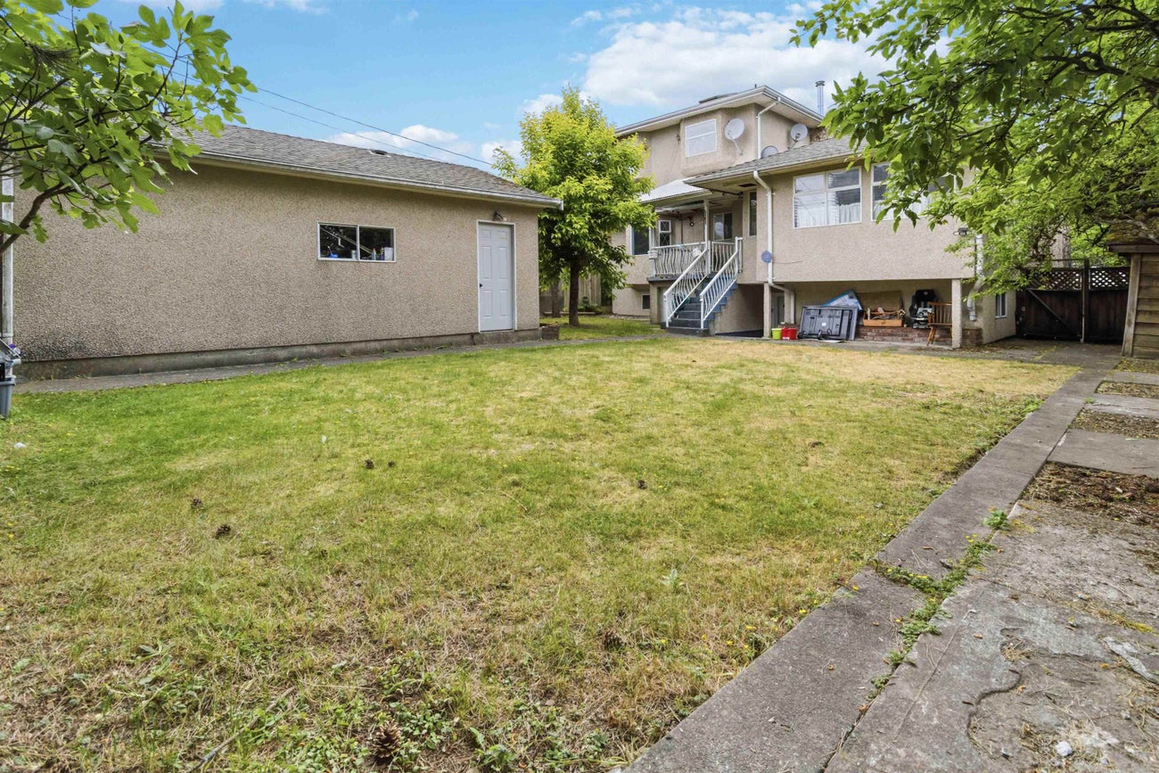 4890 Southlawn Drive - Brentwood Park Single Family Residence for Sale, 8 Bedrooms (R3132991)# - 3