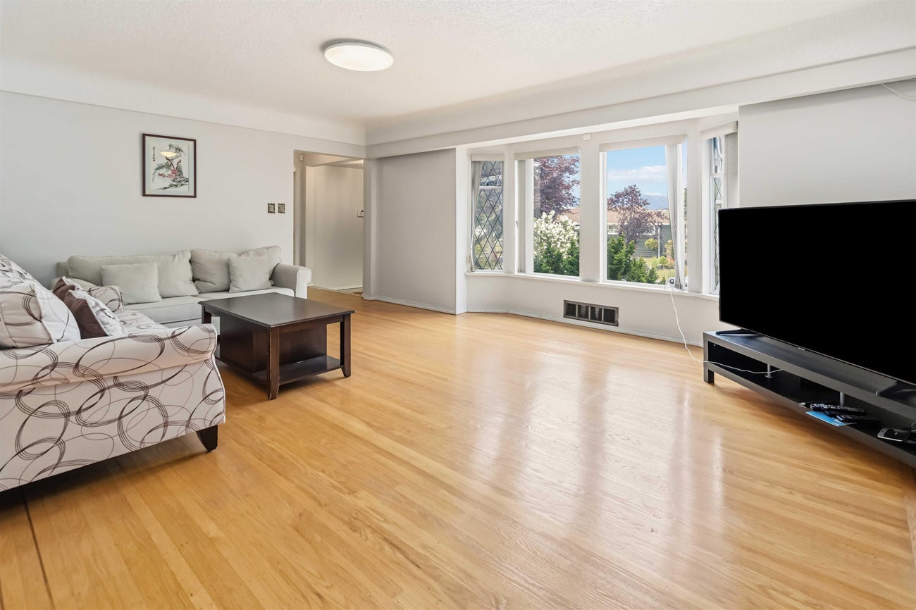 4890 Southlawn Drive - Brentwood Park Single Family Residence for Sale, 8 Bedrooms (R3132991)# - 7