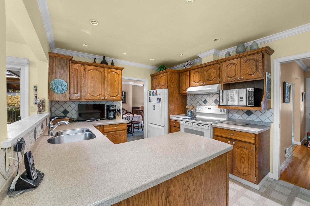 927 Selkirk Crescent - Harbour Place single-family-residence for Sale, 3 Bedrooms (R3133252)# - 13