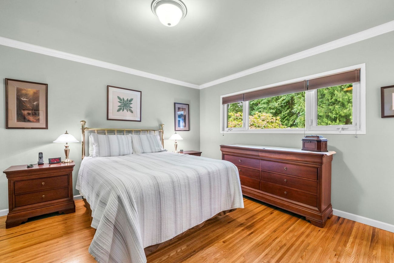 927 Selkirk Crescent - Harbour Place Single Family Residence for Sale, 3 Bedrooms (R3133252)# - 17