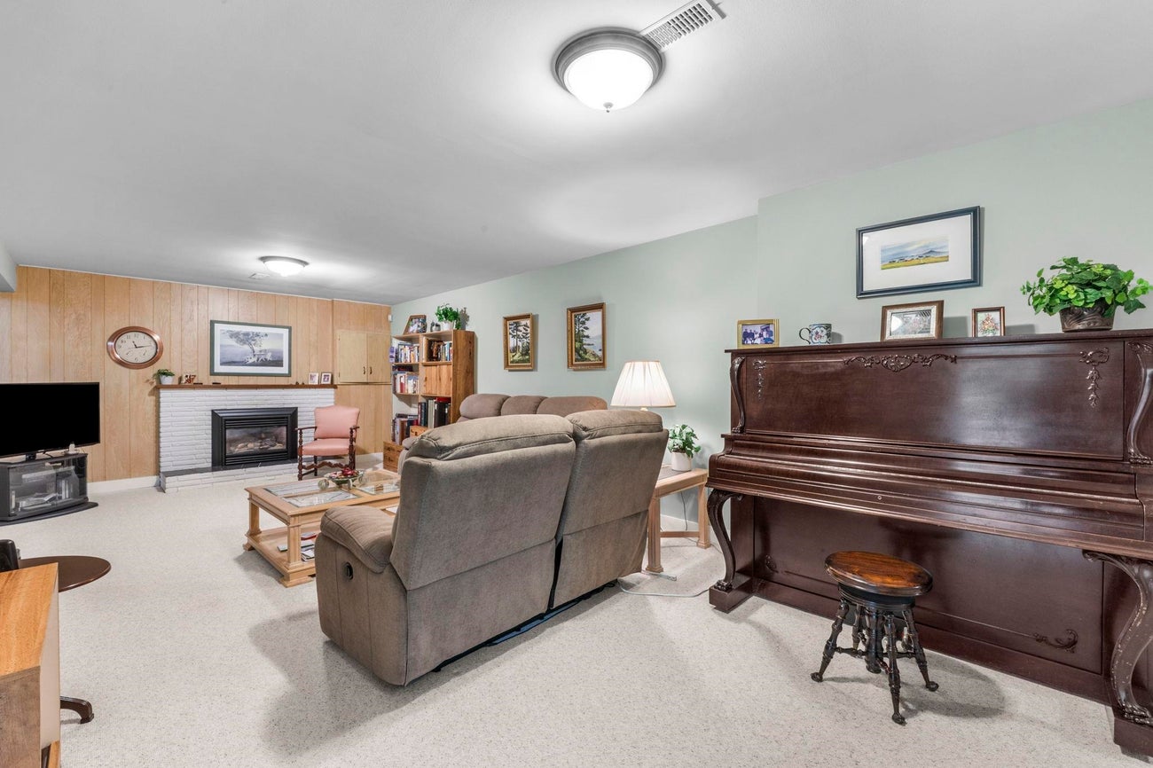 927 Selkirk Crescent - Harbour Place single-family-residence for Sale, 3 Bedrooms (R3133252)# - 23