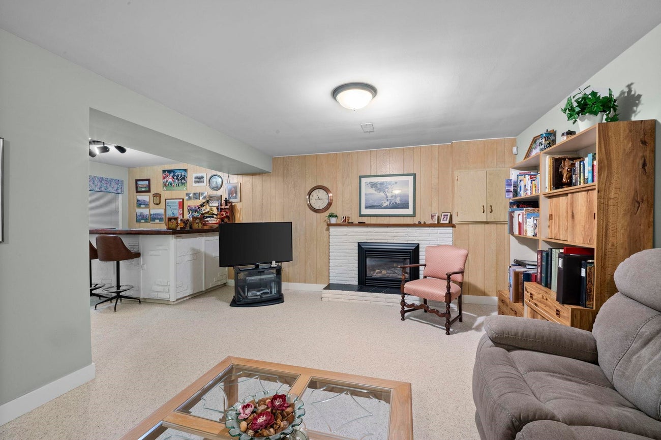 927 Selkirk Crescent - Harbour Place single-family-residence for Sale, 3 Bedrooms (R3133252)# - 25