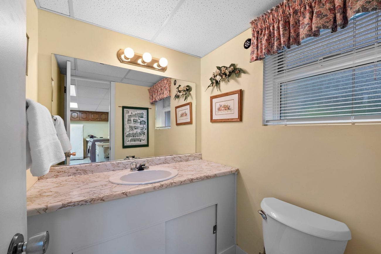 927 Selkirk Crescent - Harbour Place Single Family Residence for Sale, 3 Bedrooms (R3133252)# - 30