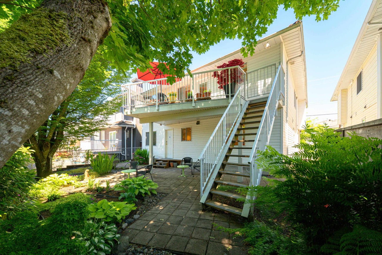 4432 Graveley Street - Brentwood Park single-family-residence for Sale, 5 Bedrooms (R3133473)# - 33 4432 Graveley Street - Brentwood Park single-family-residence for Sale, 5 Bedrooms (R3133473)# - 33