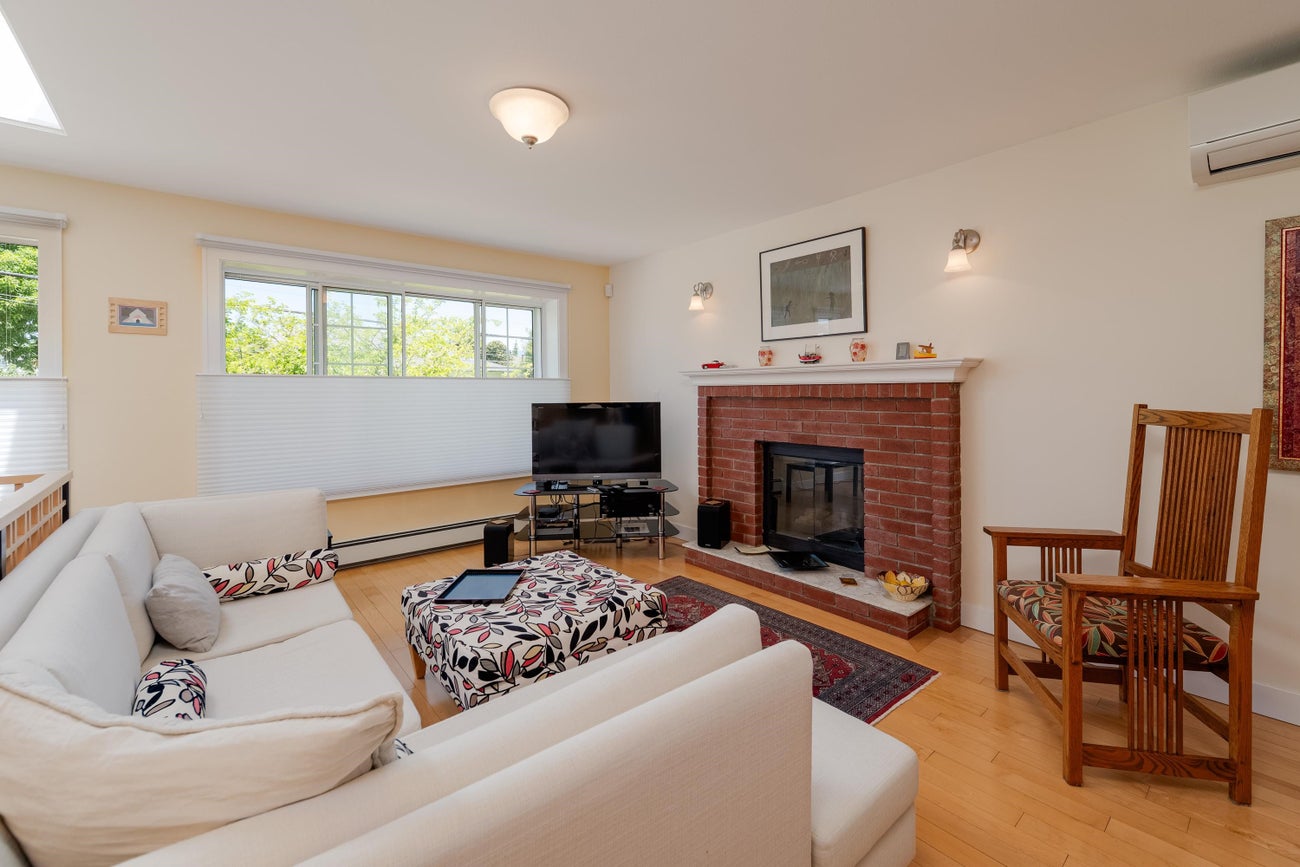 4432 Graveley Street - Brentwood Park single-family-residence for Sale, 5 Bedrooms (R3133473)# - 3 4432 Graveley Street - Brentwood Park single-family-residence for Sale, 5 Bedrooms (R3133473)# - 3