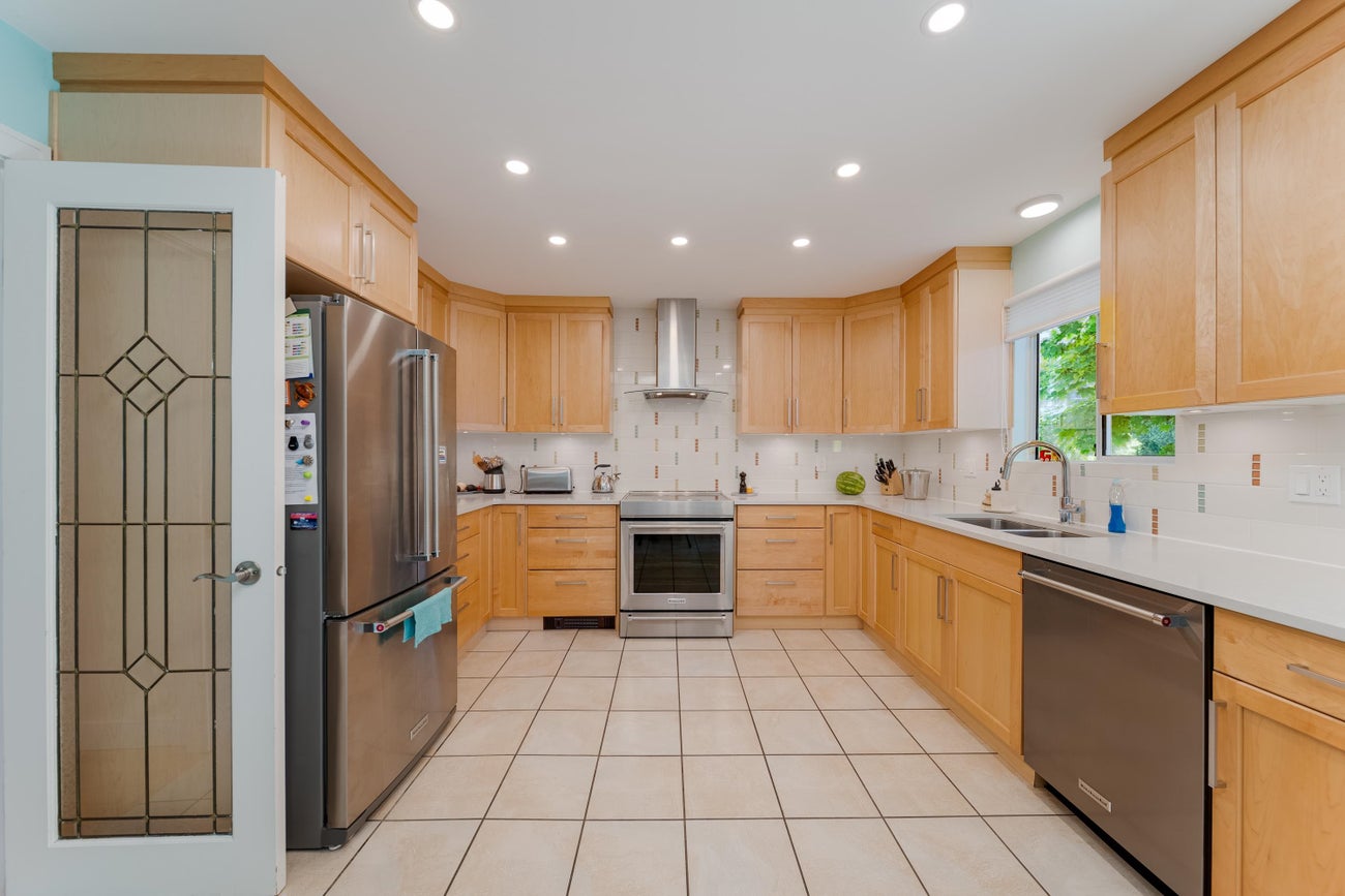 4432 Graveley Street - Brentwood Park single-family-residence for Sale, 5 Bedrooms (R3133473)# - 8 4432 Graveley Street - Brentwood Park single-family-residence for Sale, 5 Bedrooms (R3133473)# - 8