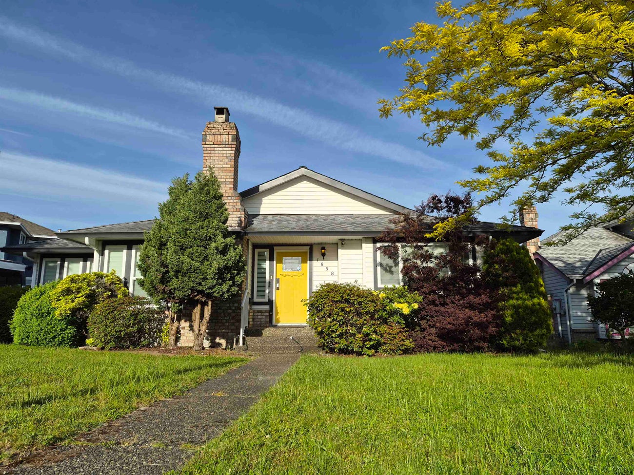 1858 Walnut Crescent - Central Coquitlam single-family-residence for Sale, 3 Bedrooms (R3133643)# - 1 1858 Walnut Crescent - Central Coquitlam single-family-residence for Sale, 3 Bedrooms (R3133643)# - 1