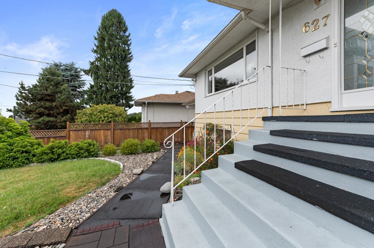 627 Harrison Avenue - Coquitlam West single-family-residence for Sale, 4 Bedrooms (R3134524)# - 4 627 Harrison Avenue - Coquitlam West single-family-residence for Sale, 4 Bedrooms (R3134524)# - 4