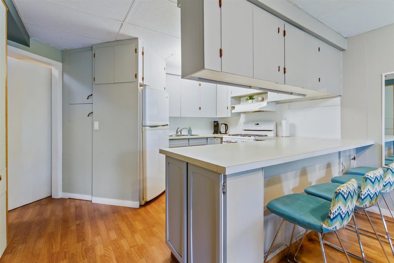 449 Lakeview Street - Central Coquitlam single-family-residence for Sale, 5 Bedrooms (R3134557)# - 21 449 Lakeview Street - Central Coquitlam single-family-residence for Sale, 5 Bedrooms (R3134557)# - 21