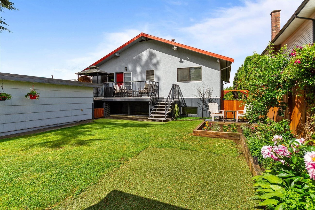 449 Lakeview Street - Central Coquitlam single-family-residence for Sale, 5 Bedrooms (R3134557)# - 32 449 Lakeview Street - Central Coquitlam single-family-residence for Sale, 5 Bedrooms (R3134557)# - 32
