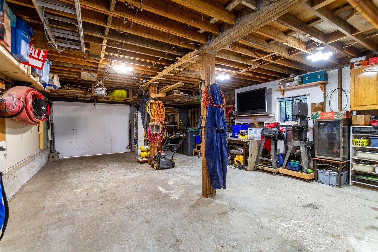 449 Lakeview Street - Central Coquitlam single-family-residence for Sale, 5 Bedrooms (R3134557)# - 36 449 Lakeview Street - Central Coquitlam single-family-residence for Sale, 5 Bedrooms (R3134557)# - 36