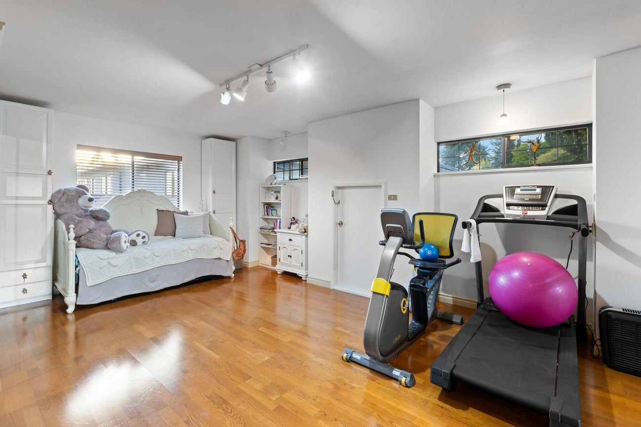 732 Rochester Avenue - Coquitlam West single-family-residence for Sale, 7 Bedrooms (R3135000)# - 18