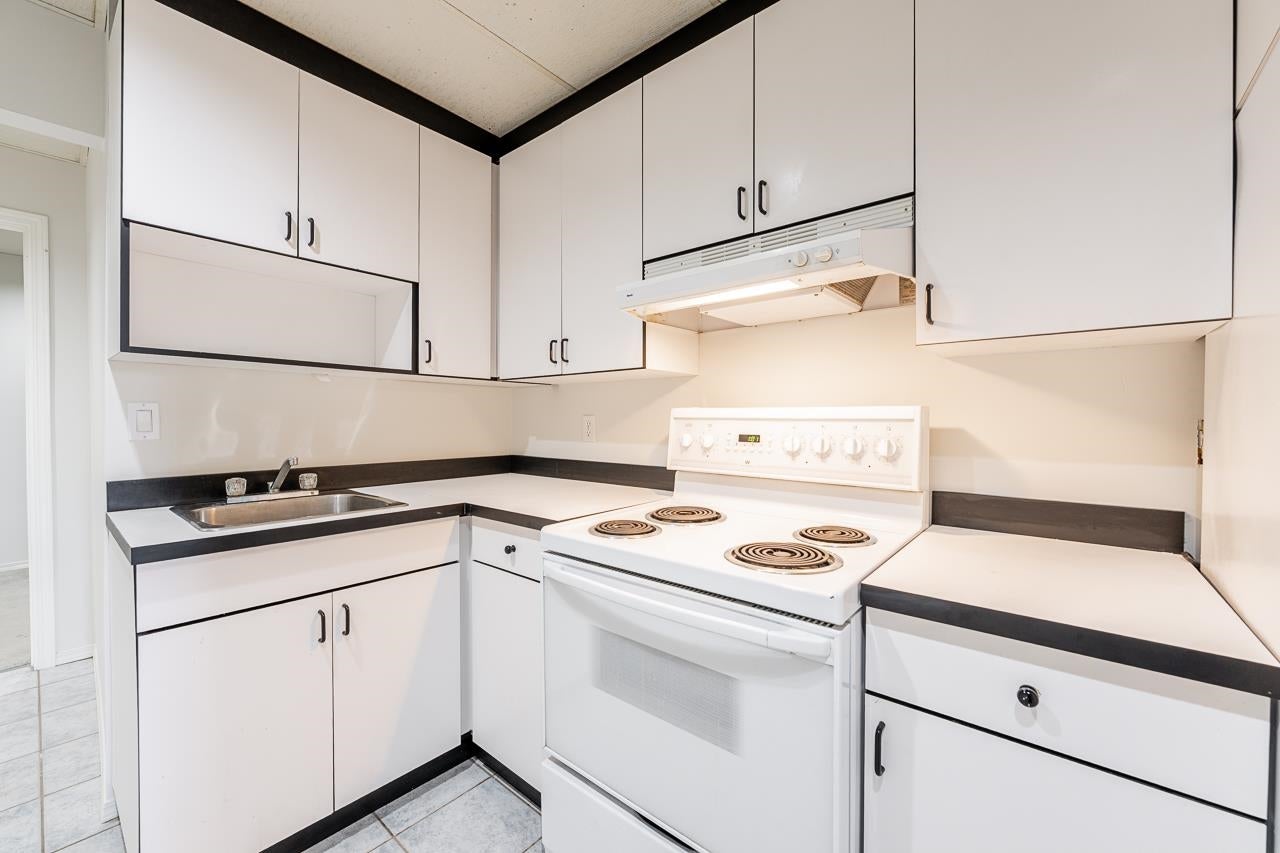 2917 Kalamalka Drive - Coquitlam East single-family-residence for Sale, 5 Bedrooms (R3135047)# - 28