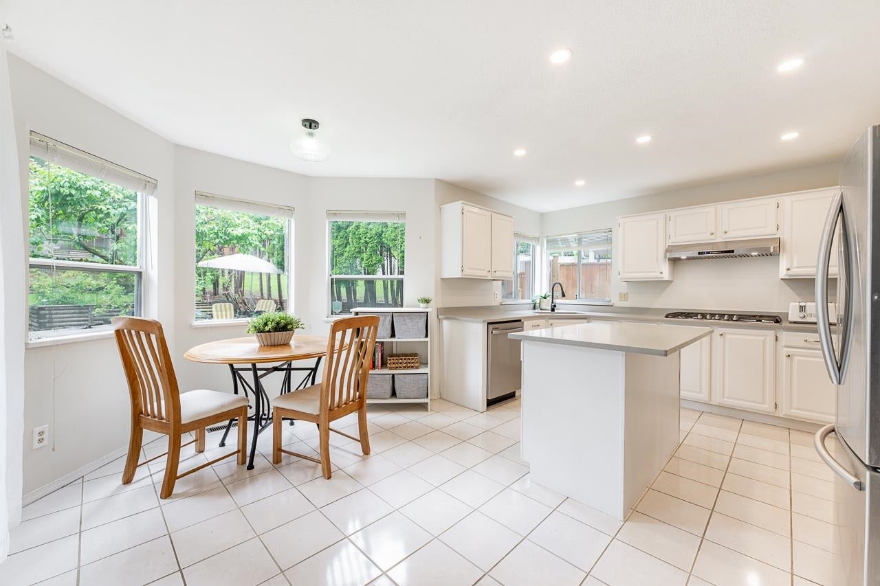 2917 Kalamalka Drive - Coquitlam East single-family-residence for Sale, 5 Bedrooms (R3135047)# - 8