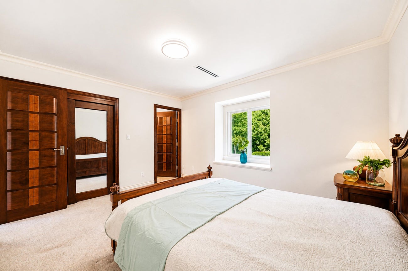 7353 Union Street - Simon Fraser Univer. Single Family Residence for Sale, 6 Bedrooms (R3135281)# - 23