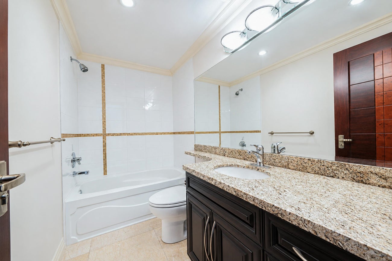 7353 Union Street - Simon Fraser Univer. Single Family Residence for Sale, 6 Bedrooms (R3135281)# - 33