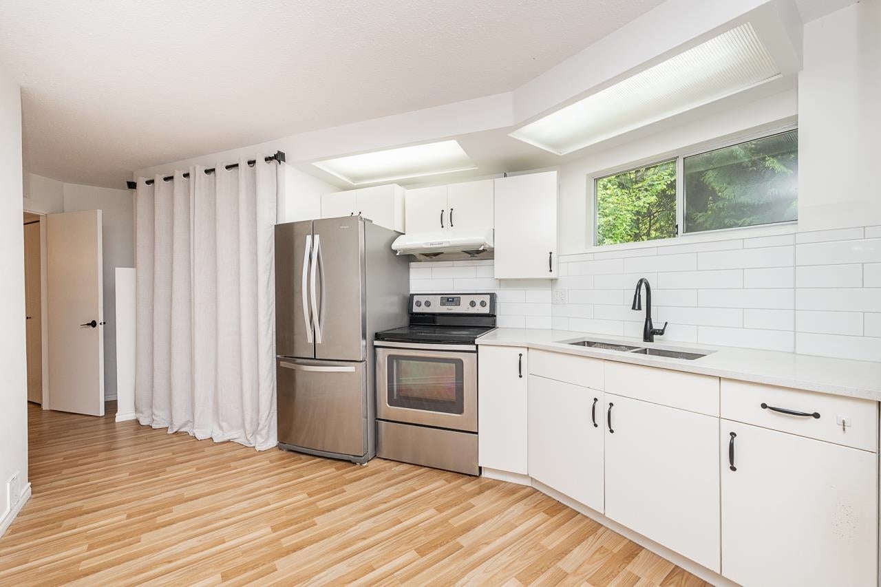 1221 Rochester Avenue - Central Coquitlam Single Family Residence for Sale, 4 Bedrooms (R3135449)# - 16