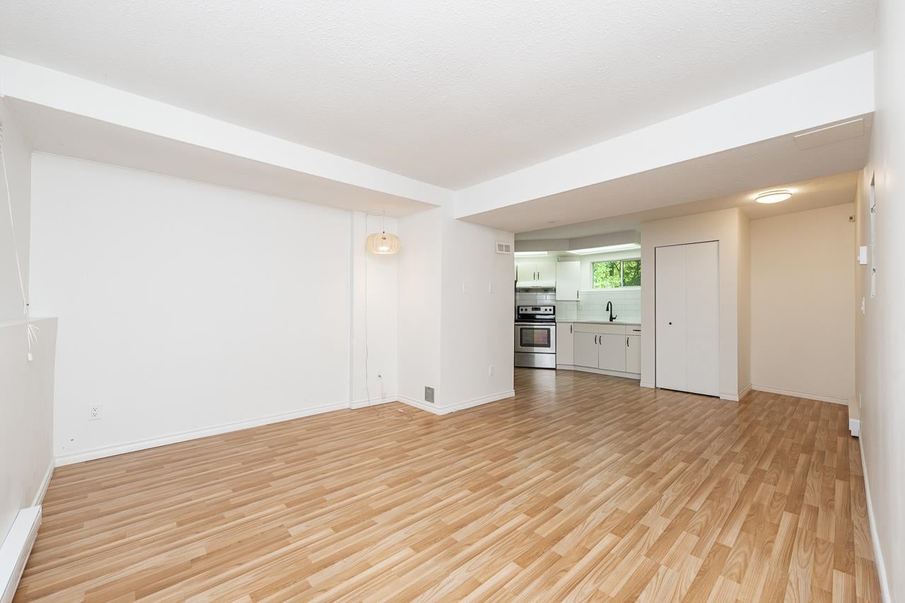 1221 Rochester Avenue - Central Coquitlam Single Family Residence for Sale, 4 Bedrooms (R3135449)# - 23