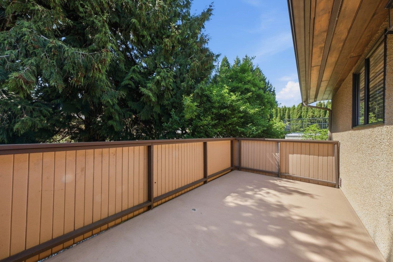 1390 Eastlawn Drive - burnaby Single Family Residence for Sale, 5 Bedrooms (R3135907)# - 15 1390 Eastlawn Drive - burnaby Single Family Residence for Sale, 5 Bedrooms (R3135907)# - 15