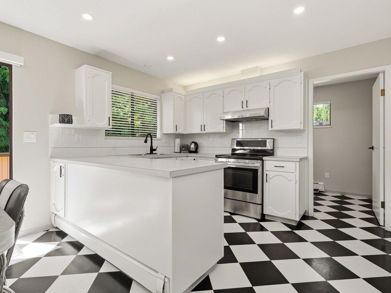 1390 Eastlawn Drive - Brentwood Park Single Family Residence for Sale, 5 Bedrooms (R3135907)# - 17
