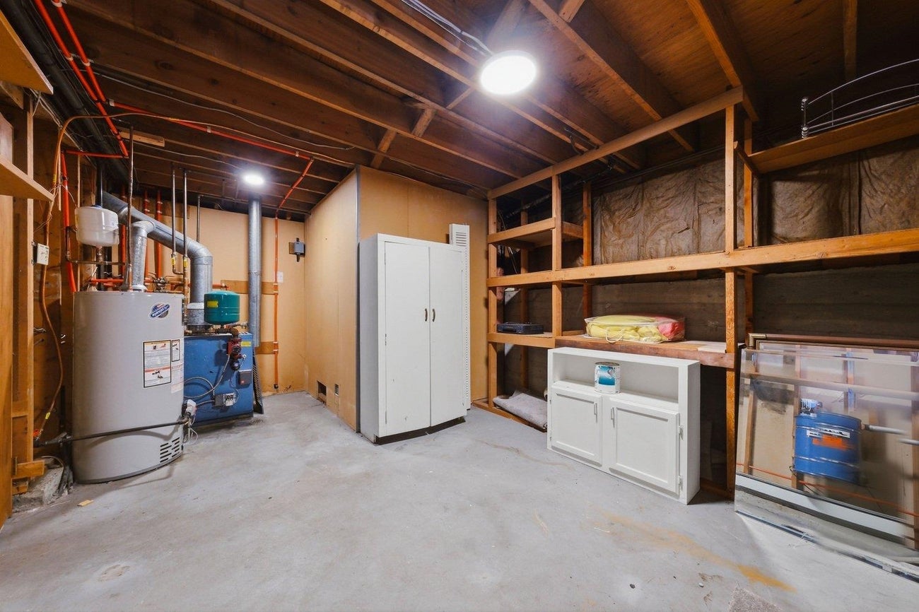 1390 Eastlawn Drive - burnaby Single Family Residence for Sale, 5 Bedrooms (R3135907)# - 37 1390 Eastlawn Drive - burnaby Single Family Residence for Sale, 5 Bedrooms (R3135907)# - 37