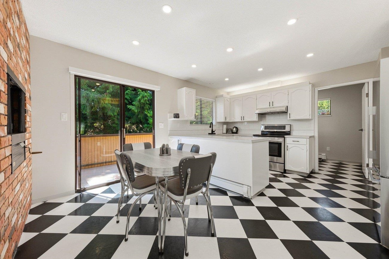 1390 Eastlawn Drive - burnaby Single Family Residence for Sale, 5 Bedrooms (R3135907)# - 9 1390 Eastlawn Drive - burnaby Single Family Residence for Sale, 5 Bedrooms (R3135907)# - 9
