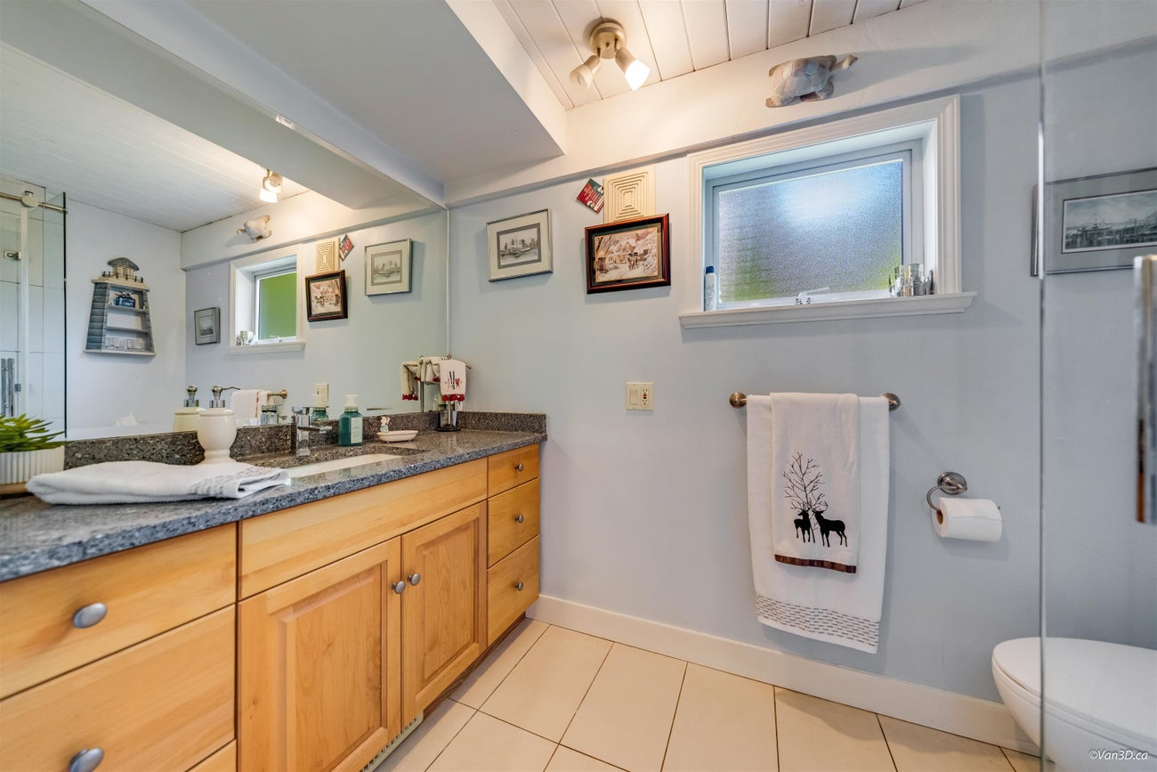 529 Appian Way - Coquitlam West Single Family Residence for Sale, 3 Bedrooms (R3136186)# - 17