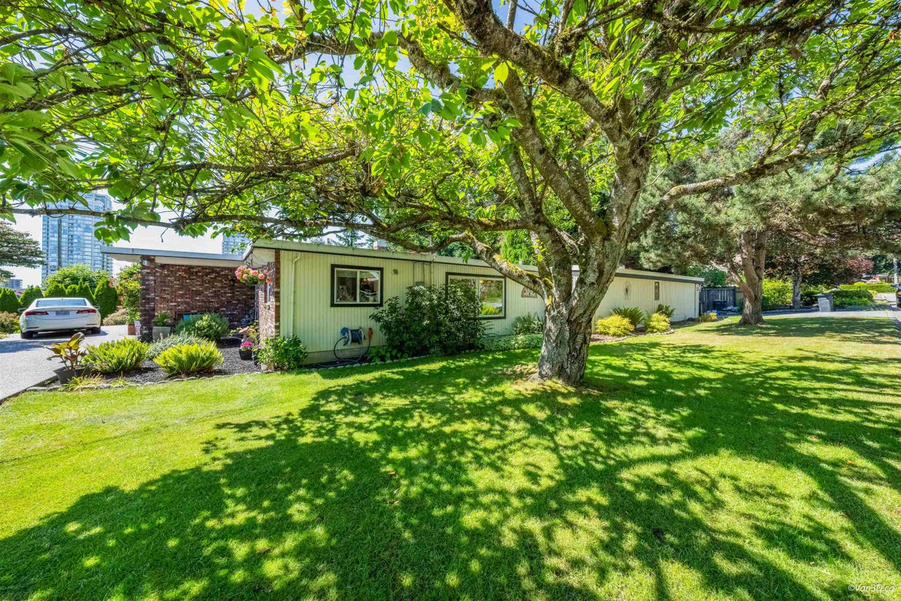 529 Appian Way - Coquitlam West Single Family Residence for Sale, 3 Bedrooms (R3136186)# - 2