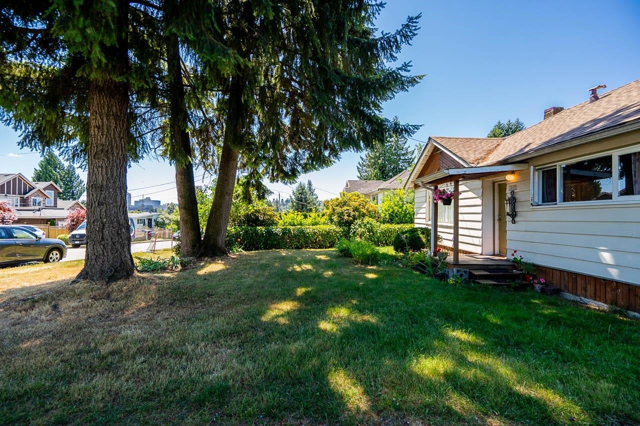 715 Roderick Avenue - Coquitlam West Single Family Residence for Sale, 3 Bedrooms (R3136949)# - 30