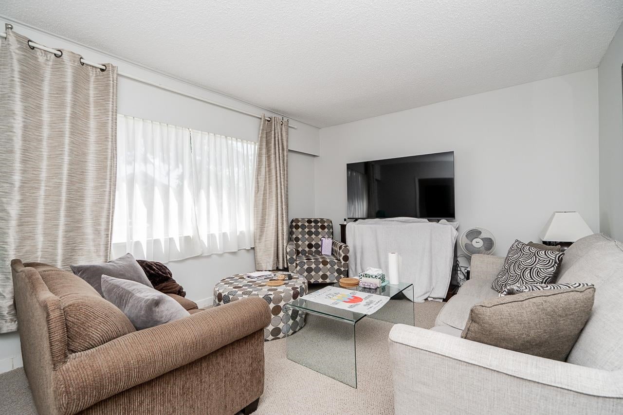 715 Roderick Avenue - Coquitlam West Single Family Residence for Sale, 3 Bedrooms (R3136949)# - 4