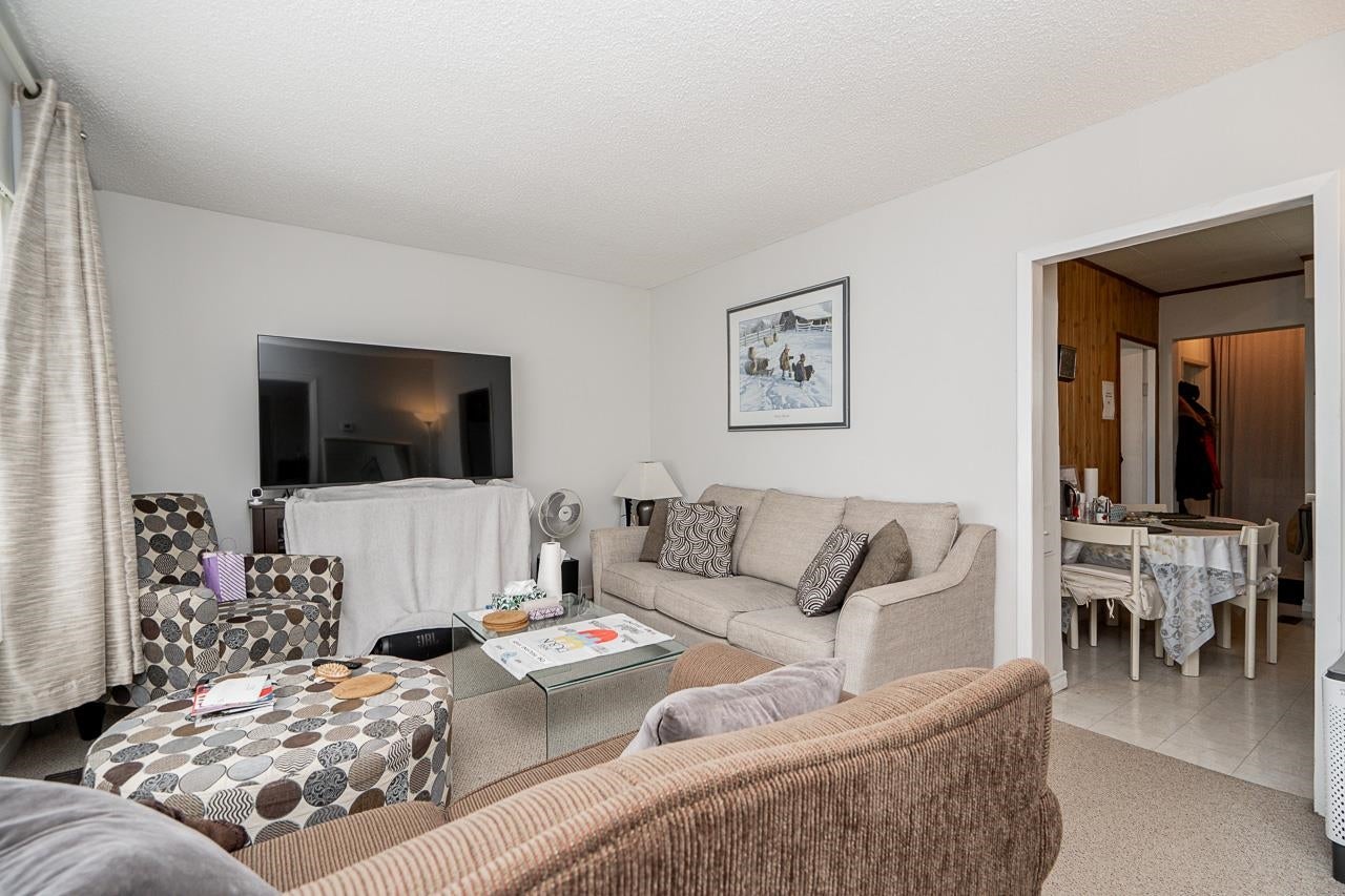 715 Roderick Avenue - Coquitlam West Single Family Residence for Sale, 3 Bedrooms (R3136949)# - 5