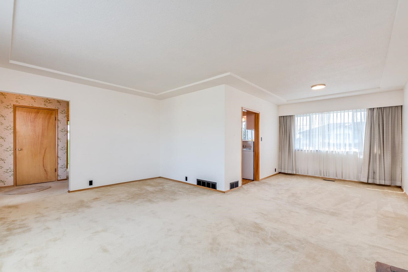 6664 Charles Street - Sperling-Duthie Single Family Residence for Sale, 3 Bedrooms (R3137072)# - 5